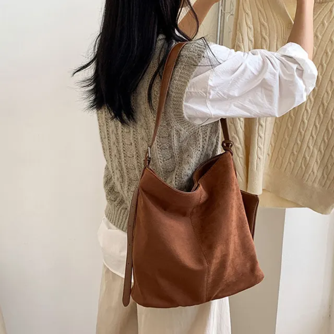 Hannah Belle Rue Clasp