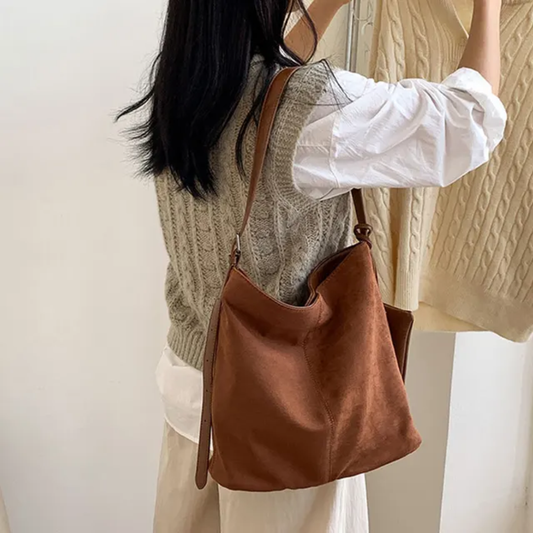 Hannah Belle Rue Clasp